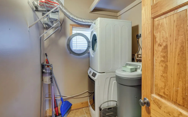 Private Dock: Lakefront Sunrise Beach Home