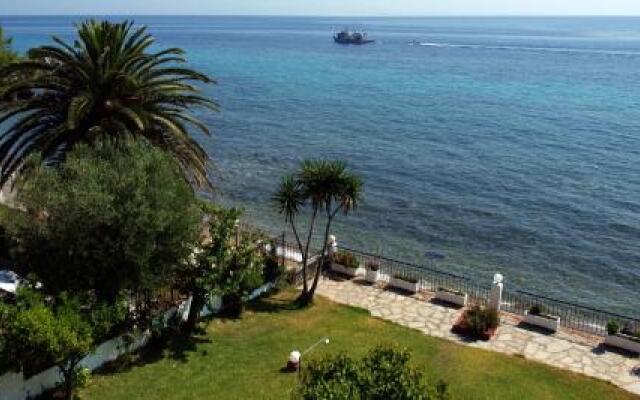 Alexiadis Apartments