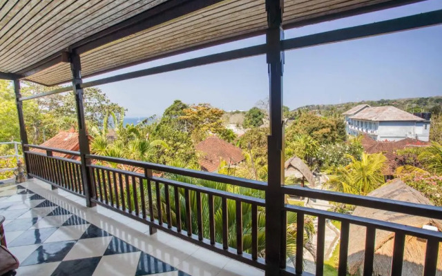 The Tanis Villas & Lembongan Express Bali