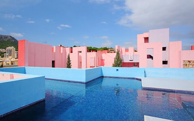 Muralla Roja 18334