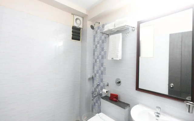 OYO Rooms Anna Salai Greams Road Apollo