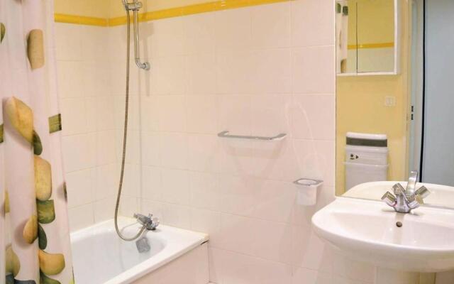 Appartement Le Lavandou, 4 pièces, 6 personnes - FR-1-251-56