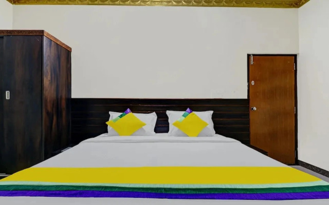 Lee Comfort by Treebo