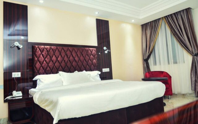 Starview Palace Hotel
