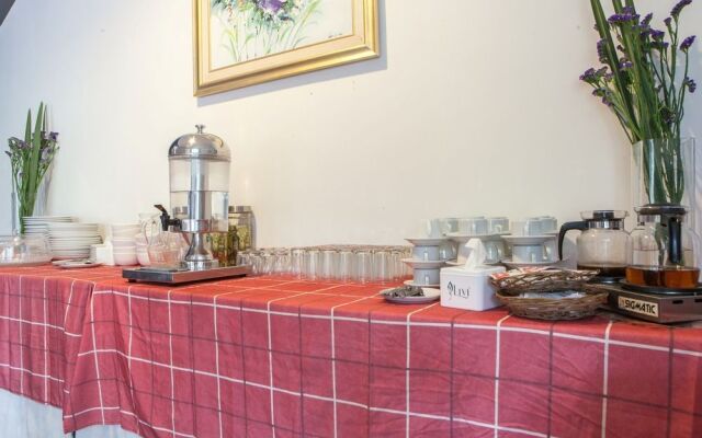 OYO 196 Horizone Residence