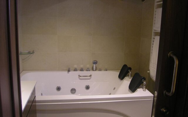 Livadia Hotel Kyperounta