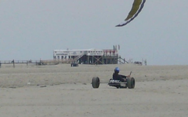 15 Bohler Brise Modern Retreat