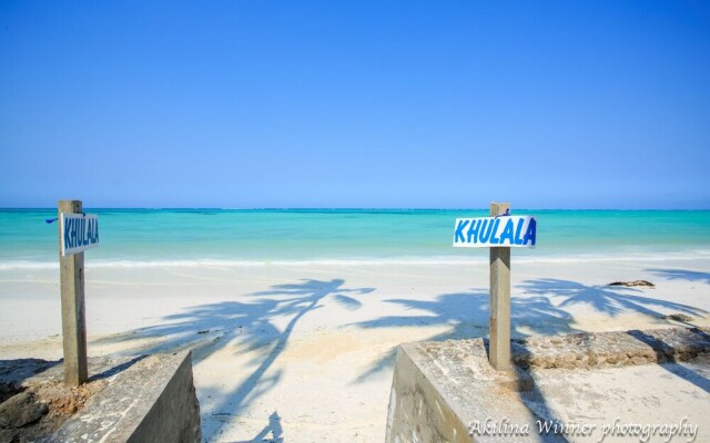 Khulala Ocean Blue Bungalows