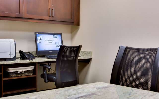 Wingate by Wyndham Cranberry