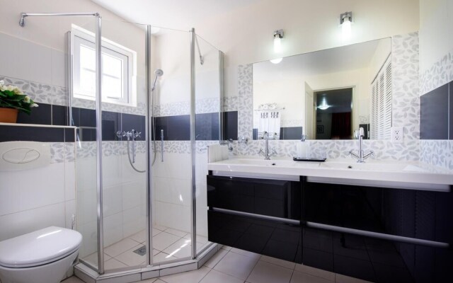 Ocean Resort Villa Condor