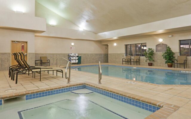 Holiday Inn Express & Suites Gillette by IHG