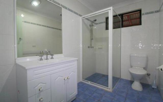 Bombora, 3/4 East Street