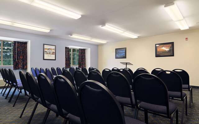 Microtel Inn & Suites by Wyndham Estevan