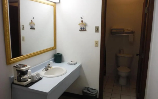 Caravan Motel