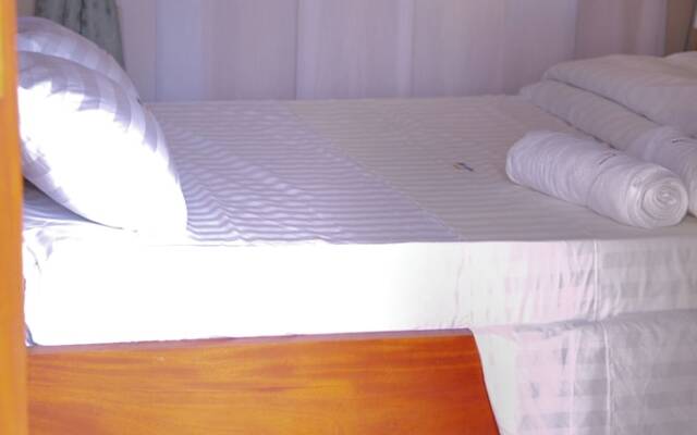 Bliss-plus Motel