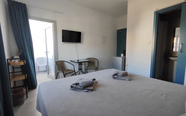 Sun Plaza Suites - Adults Only