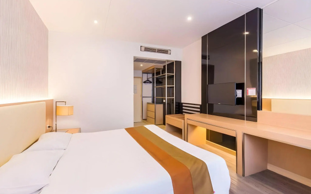 Nana Hotel