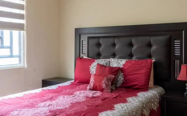 Apartment With Excellent In-town Location 1