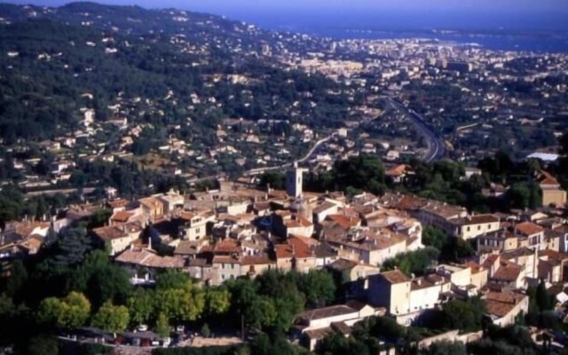 Hotel Belvédère Cannes-Mougins