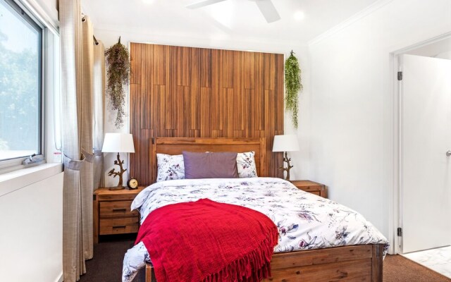 Woody Lifestyle one Bedroom Apartment