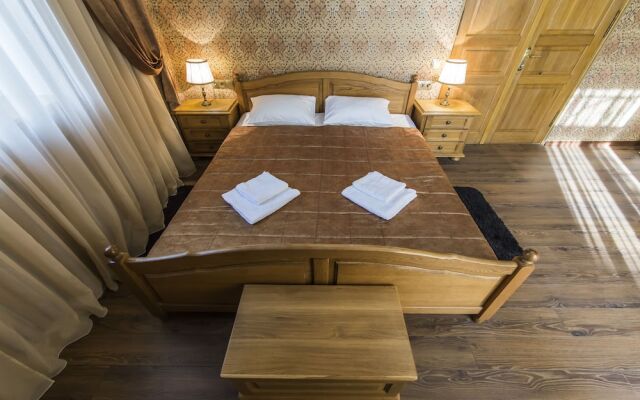 Magnificent Apartment at Luteranska