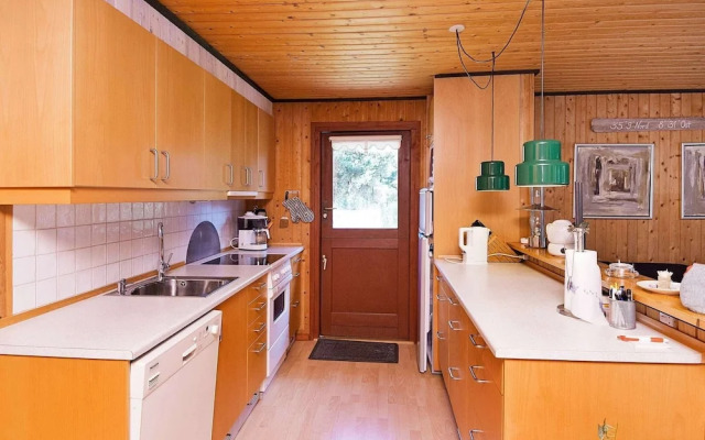 6 Person Holiday Home in Romo