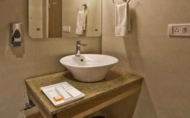 Zip By Spree Hotels Avishi Greens