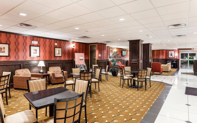 Comfort Suites Plano - Dallas North