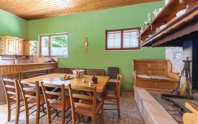Stunning Home in Pula With Wifi and 5 Bedrooms