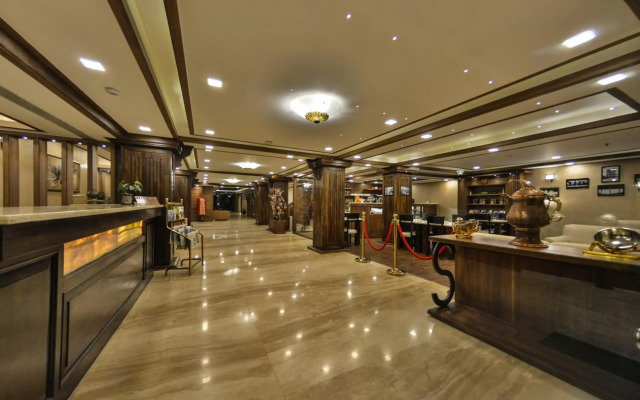Clarks Inn Srinagar