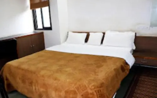 Hotel Devarshi Maheshwar