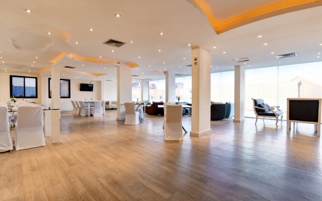 Capital O 419 Al Safeer Hotel