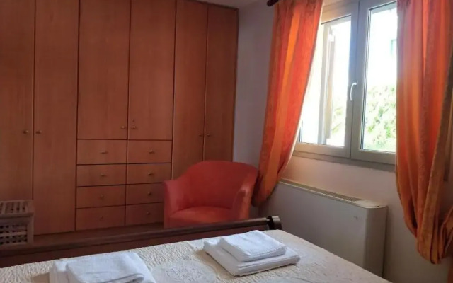 Sior Dionysios Apartments