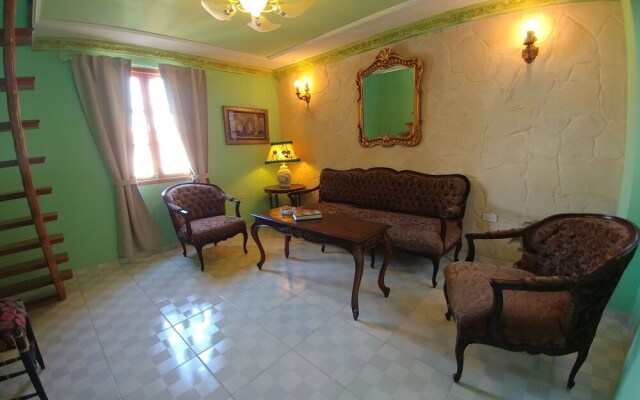 Casa Teniente Rey 16