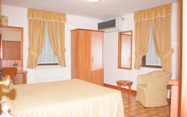 Piccolo Hotel
