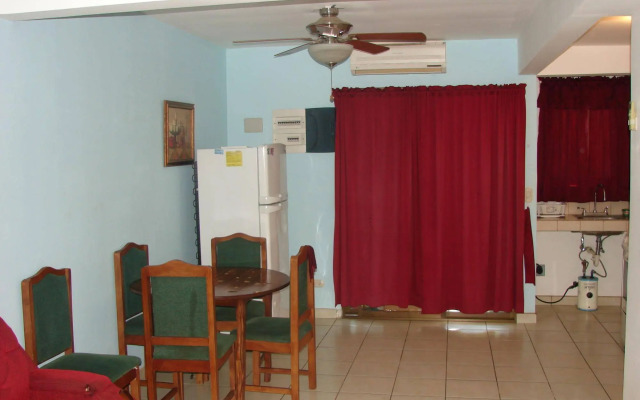 Villa Riviera