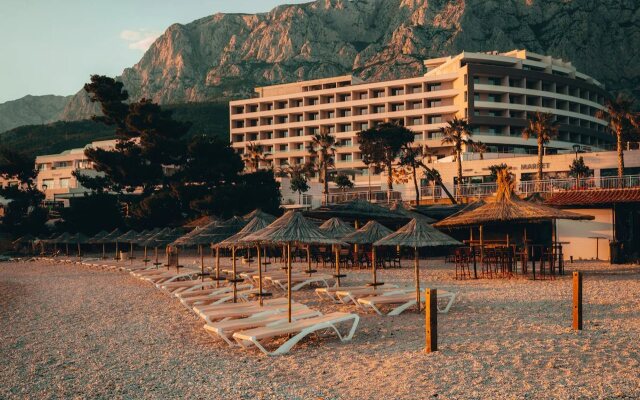 Romana Beach Resort