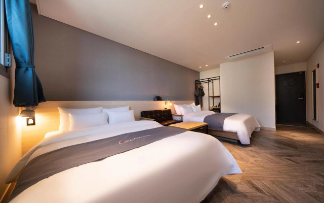 Sokcho Brooklyn Hotel
