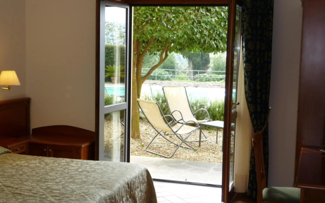 Hotel Villa Dei Bosconi
