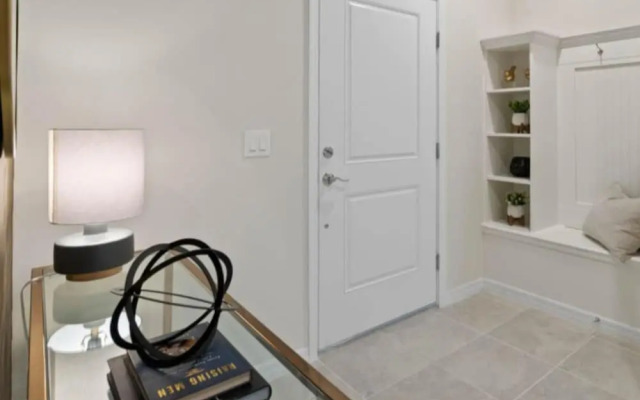 Townhome at Solterra NH 18005