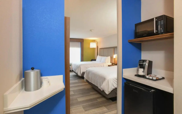 Holiday Inn Exp Richwood Cincinnati S