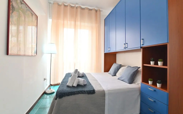 IzzHome Holiday Terrace