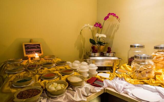 Adhi Jaya Hotel