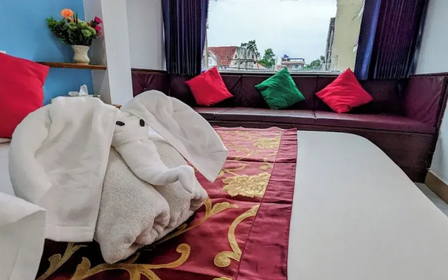 Heaven House Restro & Bar