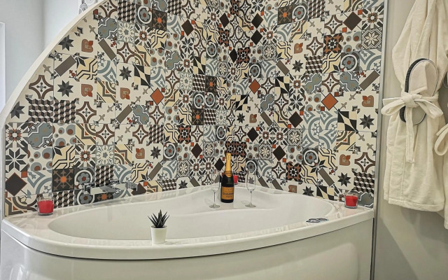 ERES EMÉRITA "Apartamentos & Suites"