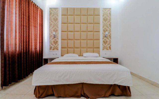 Griya Limasan Hotel