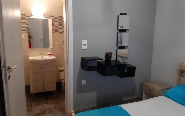 Soula's Sunshine Blue Apartment