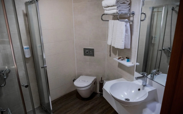 Selcuk Hotel Sems-i Tebrizi