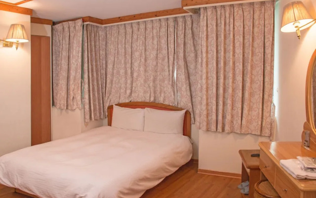 Tong Pu Hotel