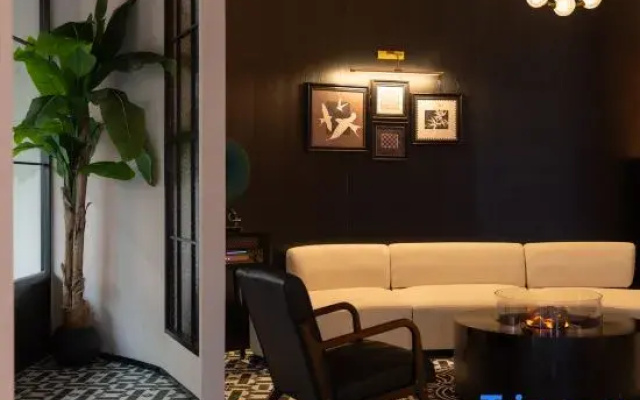 Xindi ・ DESIGNER HOTEL Design Hotel (Jingdezhen Taoyangli People's Square)